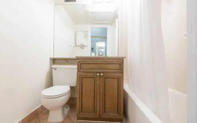 744 Ocean View Hollywood Beach