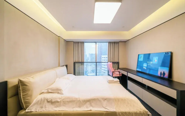 Zhome-Three Bedroom Luxury Suite3