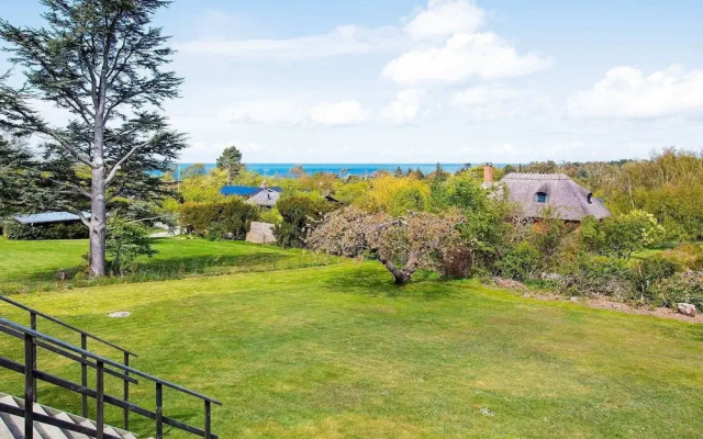Scenic Holiday Home in Hovedstaden near Sea