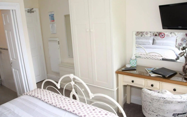 The Hinton Guest House
