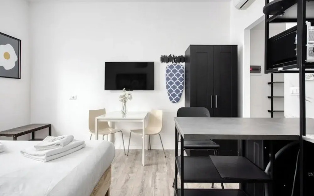 Stylish Studios near Subway
