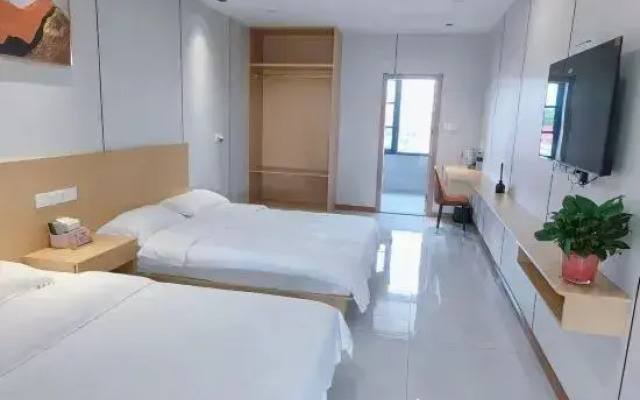Star Hotel