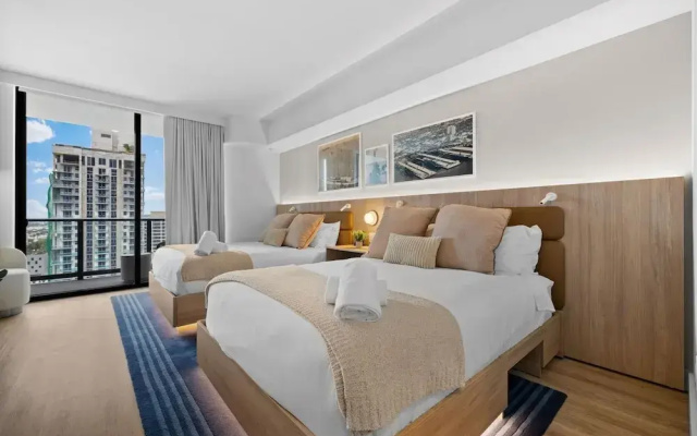 Luxury City View Condo