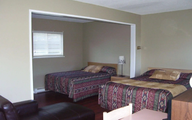 Beach Grove Motel