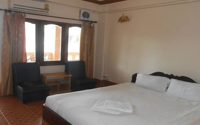 Vanhmaly Hotel