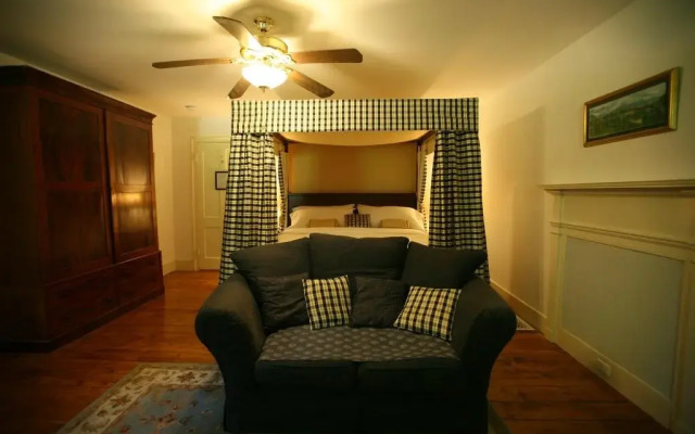 The Stone House B&B