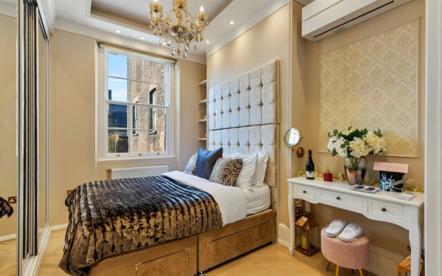 Elegant Apartment in Marylebone