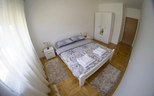 Apartman L&R