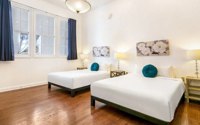 1832 Airy 4 BR in Garden District