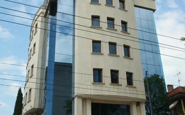 Efir Hotel
