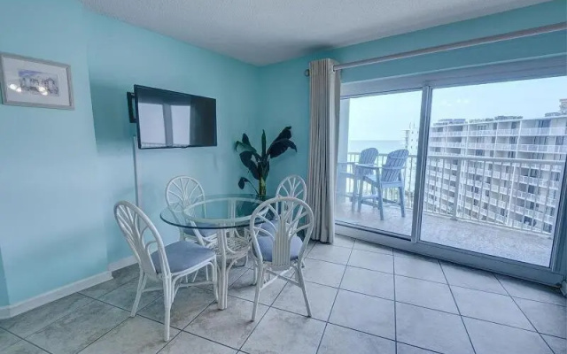 Tradewinds 708