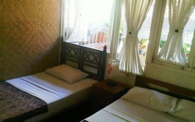 Puri Pandan Restaurant & Bungalows