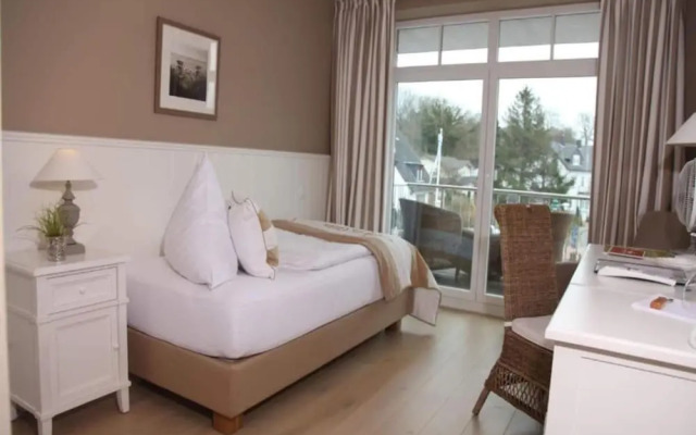 Heikendorf by Belvilla Single Room Land Side