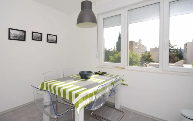 Bolt Holiday Apartment