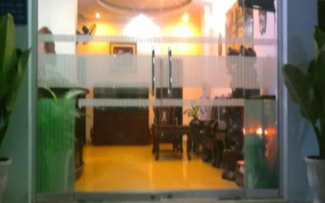 Hoang Yen Hotel