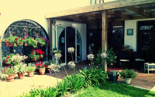 Отель Casa Del Mar Hotel Испания, Курорт Росес - отзывы, цены и фото номеров - забронировать отель Casa Del Mar Hotel онлайн вид на фасад
