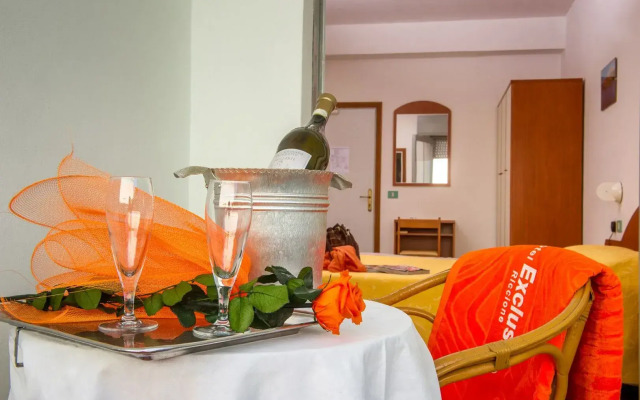 Hotel Exclusive