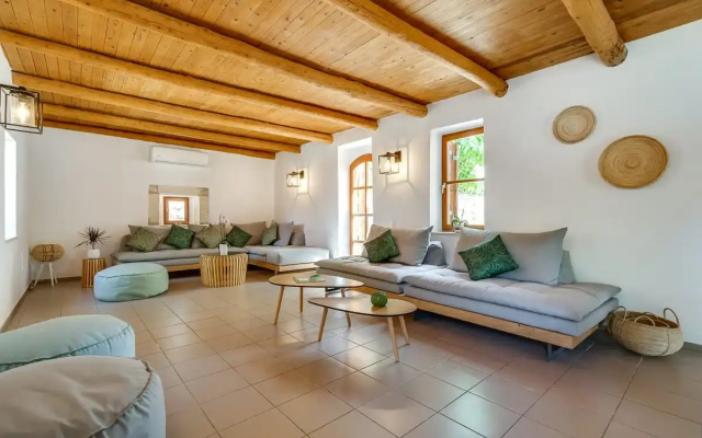 Armonia Retreat