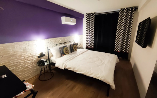 Think Hotel