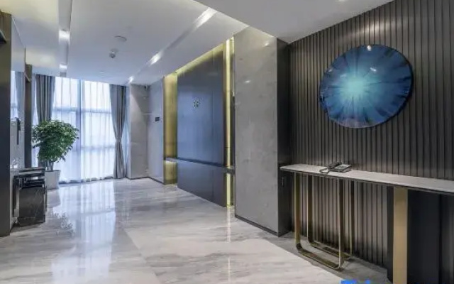 Ningbo Bochen Man Yue Hotel