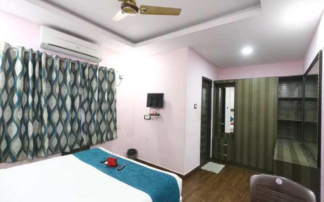 OYO 817 Anna Salai