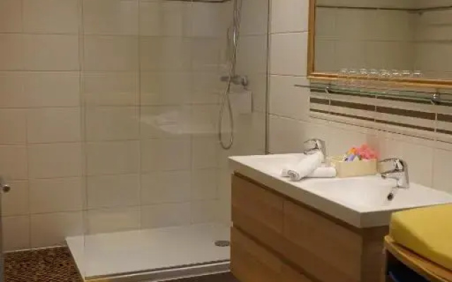 Zur Weinlaube