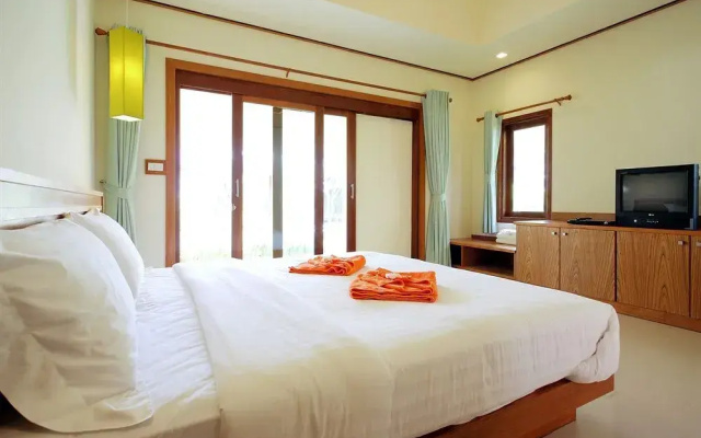 Nantra Coco Beach