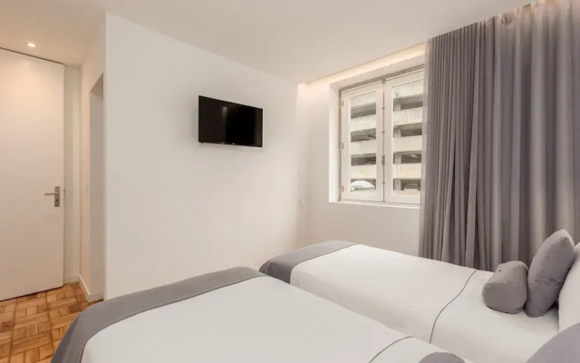 Elegant Apartment in Heart of Porto