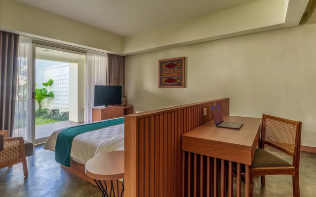Ayom Suite