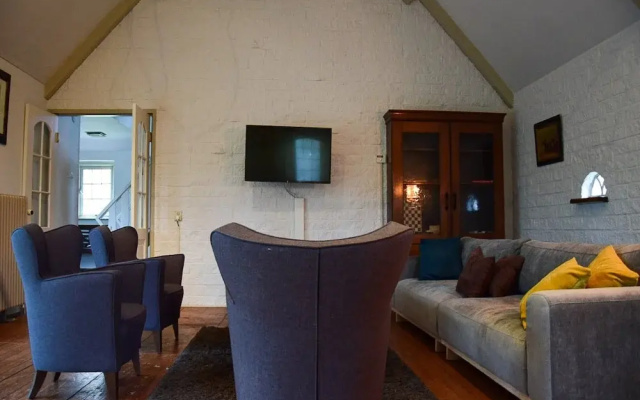 Charming Holiday Home in Hulshorst With Pool