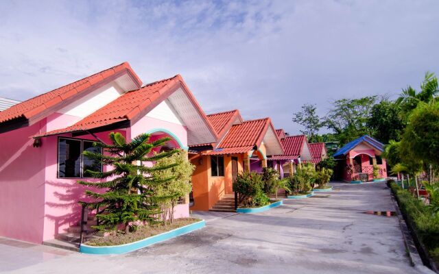 Отель Phaithong Sotel Resort вид на фасад