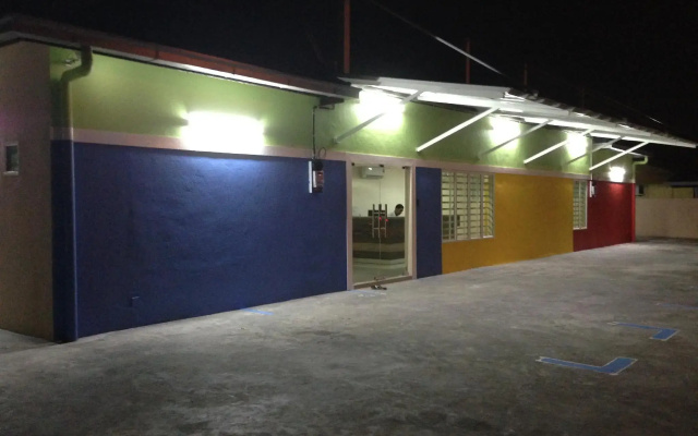 First Guest House Alor Akar