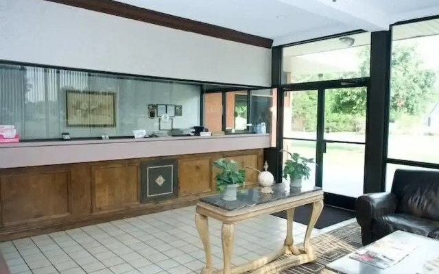 Guest Lodge Pageland