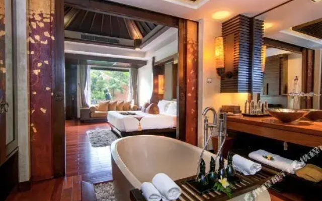 Marina Phuket Resort
