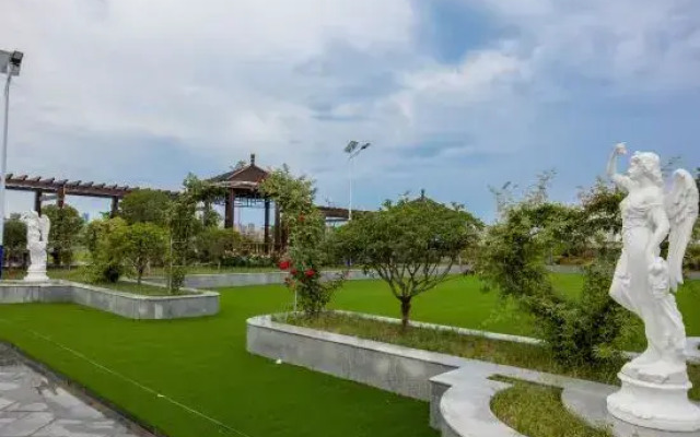 Hong Qing Lou Hotel