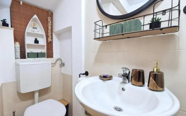 Apartment By Lux