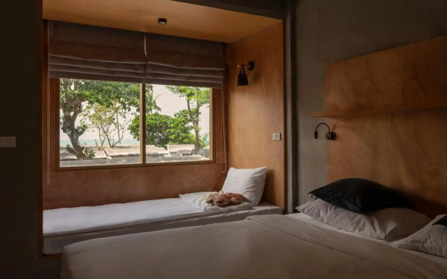 Escape Beach Resort