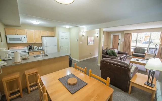 Horsethief Lodge