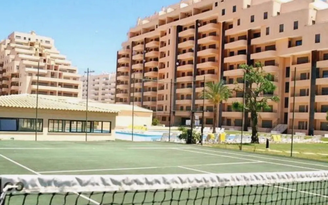 Modern Apartment in Portimão with Swimming Pool