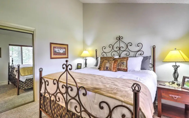 Cozy Pagosa Springs Townhome w/ Patio!