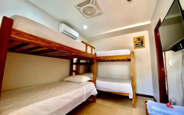 Hostal Aurora - Hostel