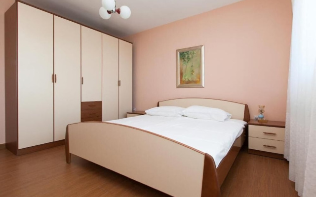 Apartment Magas