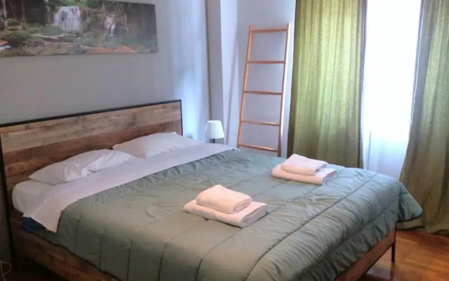 2BDR OlympianZeus Apt with Netflix