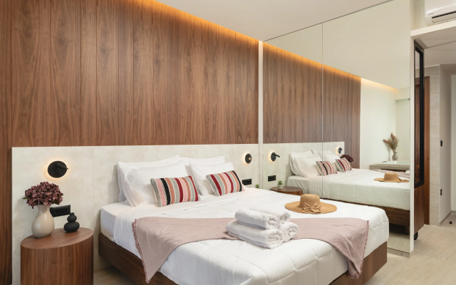 Elia Sea Suites