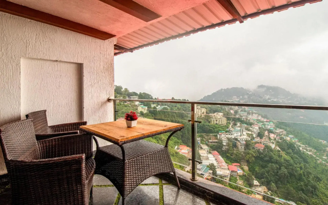 Hotel Queen of Hills