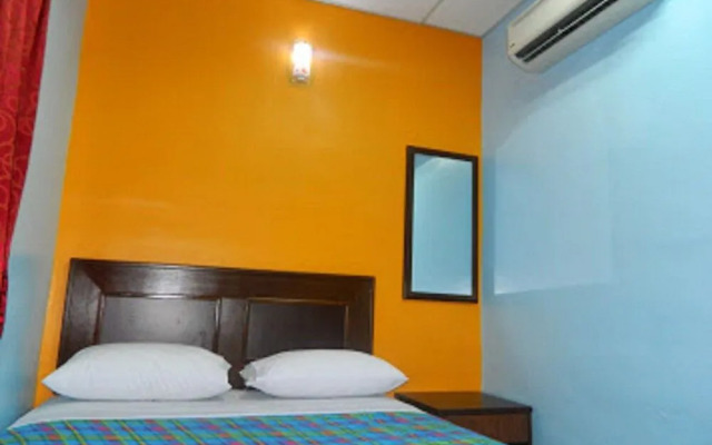 Riverside Hotel