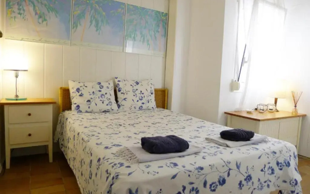 Newly Renovated Beachfront Apartment Ideally Located in Penelope
