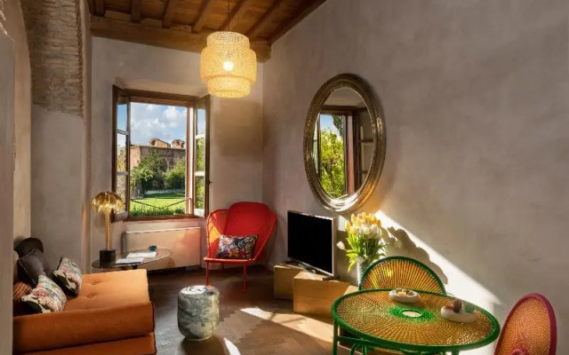 Manfredi Palm Suites