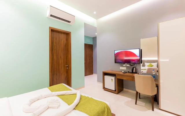 Hotel Seven Oaks