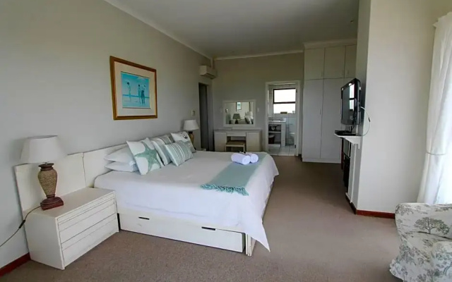4 Carnoustie House